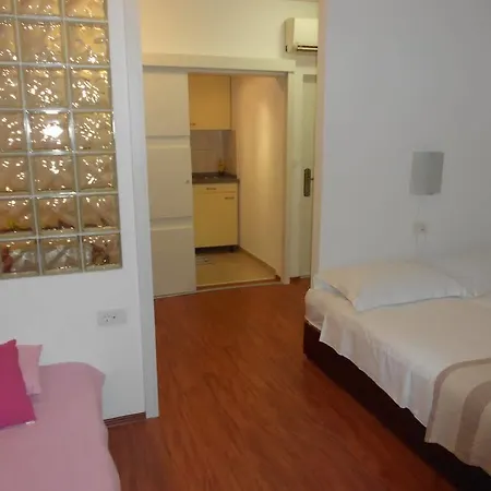 Apartment Mila *